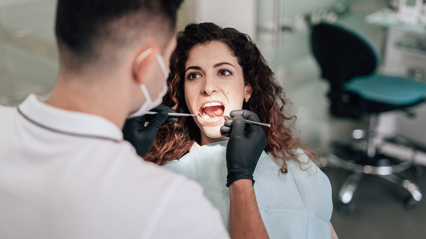 The Benefits of Dental Implants: Restoring Function